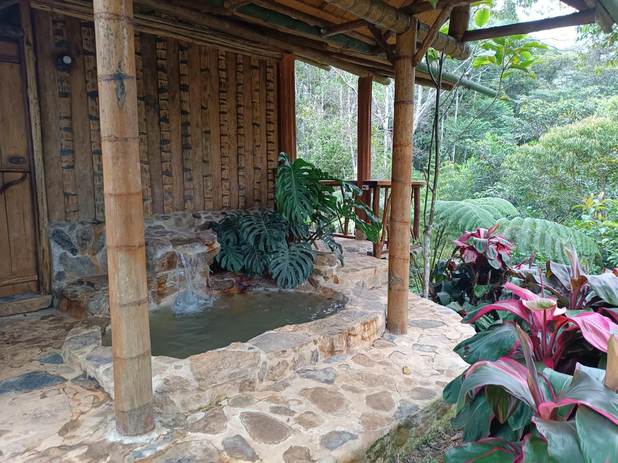 Huaca Huaca Hostel Mocoa Eksteriør billede